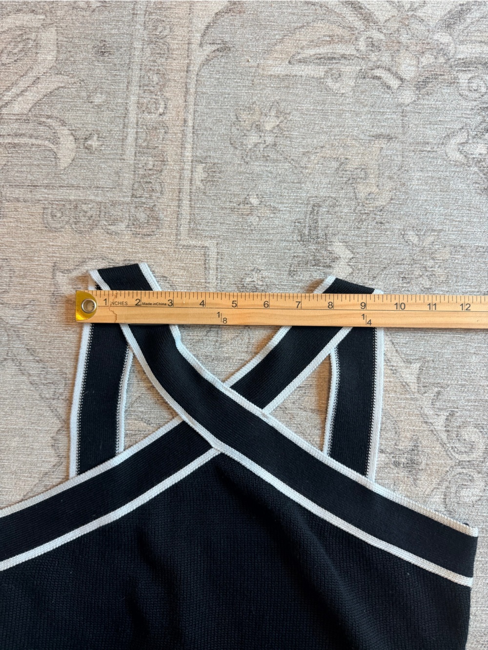 Commense Black Crisscross Trim Camisole Top Medium preppy - Picture 7 of 11